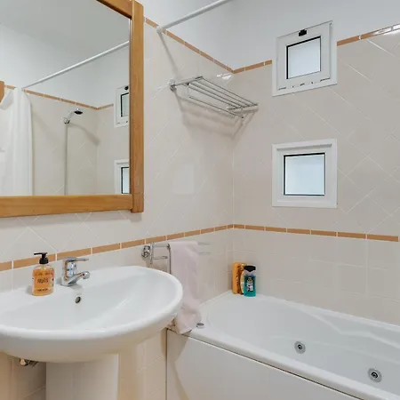 Apartment Apt By Hr Madeira Camara de Lobos